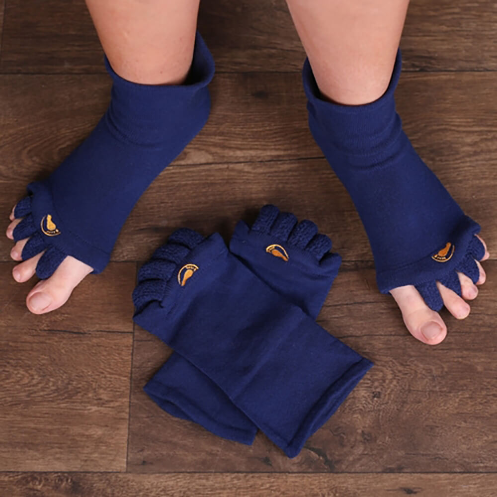 Foot alignment socks for wide ankles